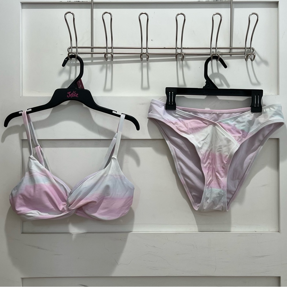 Bikini swim suit, bottom large, top medium
